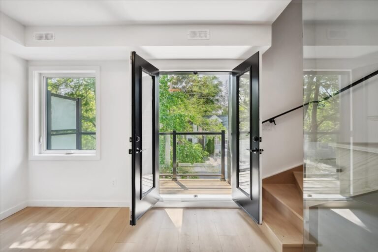 367–369 Howland Avenue - 5